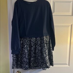 Amazon Women's Long Sleeve Dress - Navy and White